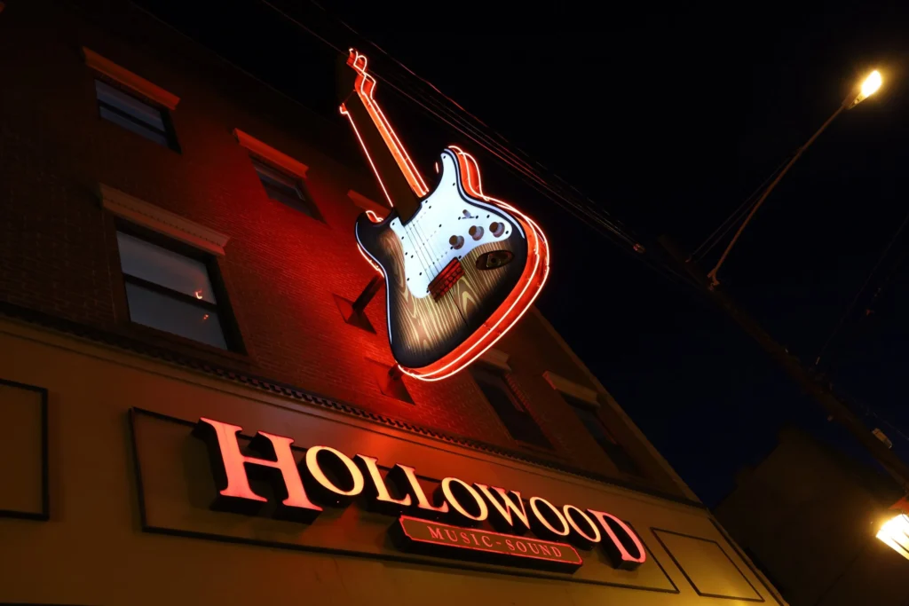 Hollowood music iconic storefront guitar.